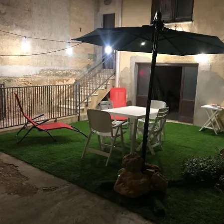 Casa Del Nespolo Holiday home *